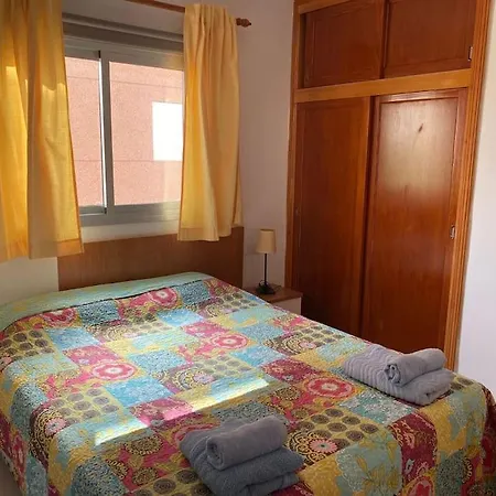 דירה Seaside With Balcony *